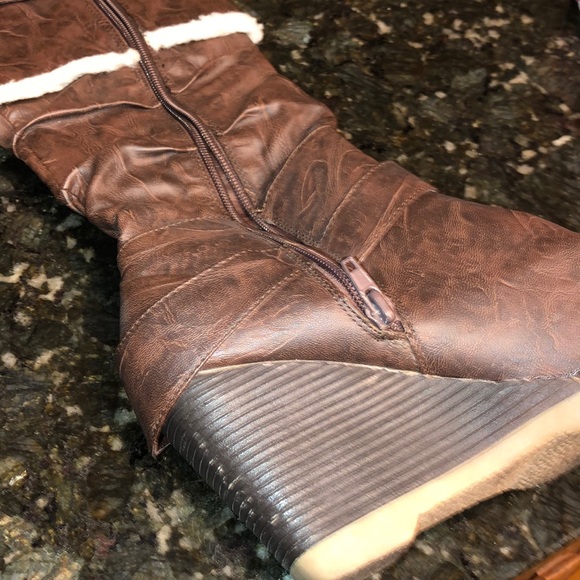 Rue 21 side zip boots Size 7/8 - Picture 4 of 6